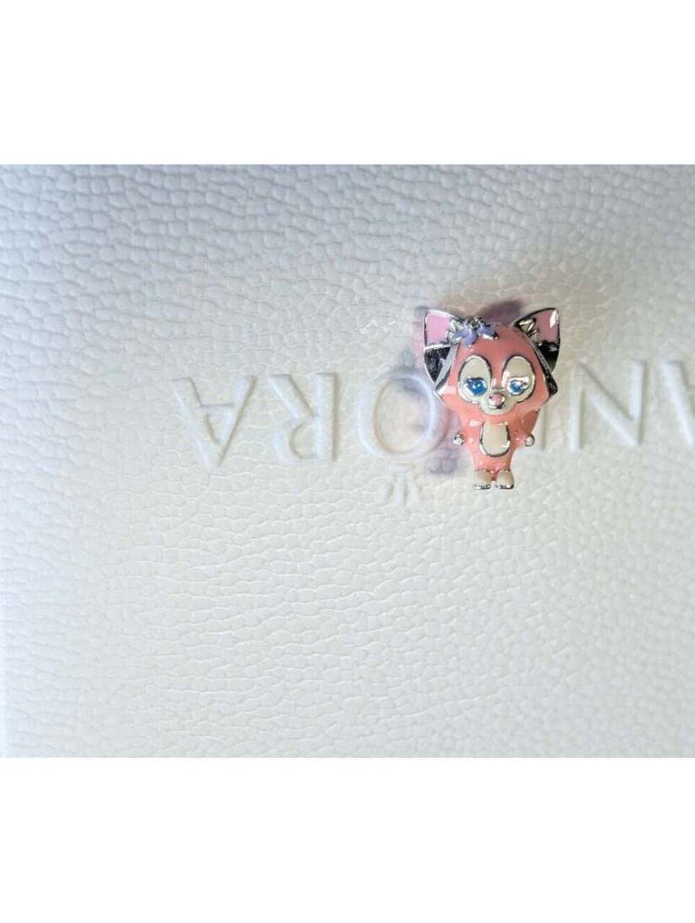 Disney parks Pandora charm linabell